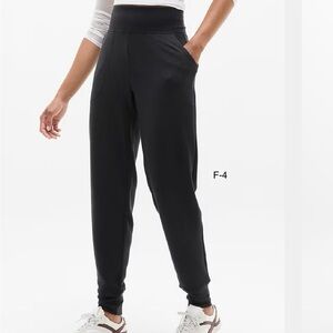 Athleta Black High-Waisted Capris